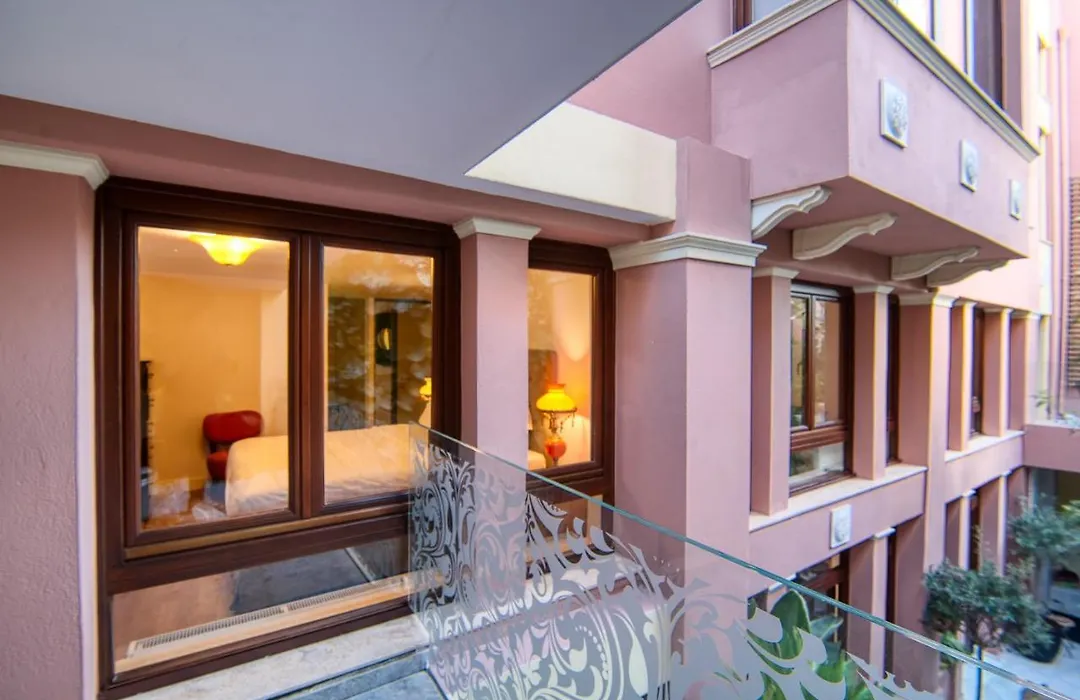 Farmaki Residence, Plaka-1